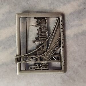 JJ San Francisco Golden Gate Bridge and Skyline